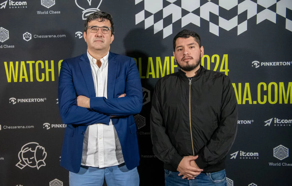 it.com Domains Supports the Clash of Blames Chess Tournament Organized  by World Chess