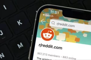 Cómo usar Reddit para aumentar tu presencia en línea en 2024