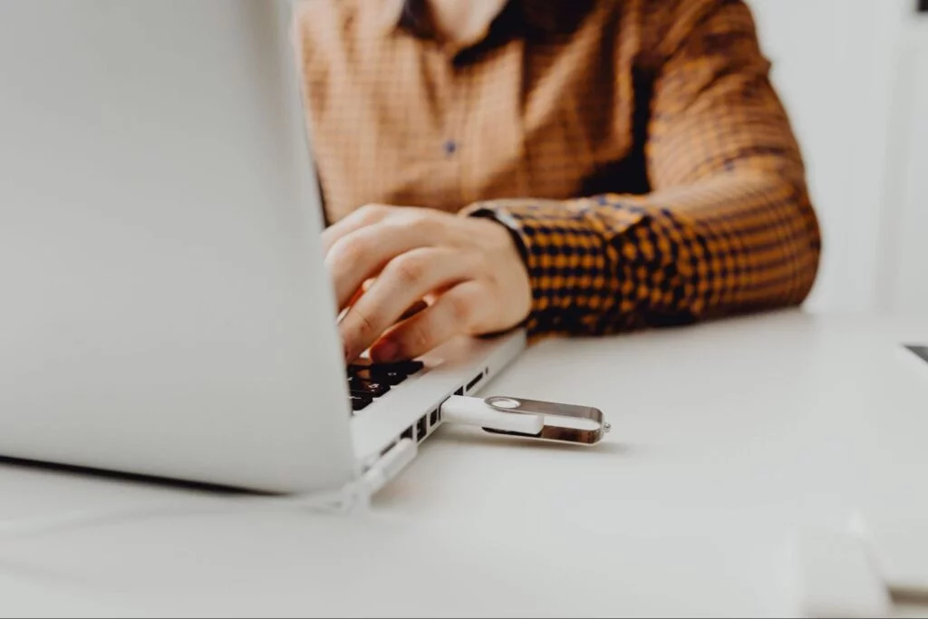 Who Should Own Your Domain Name? A Business Checklist